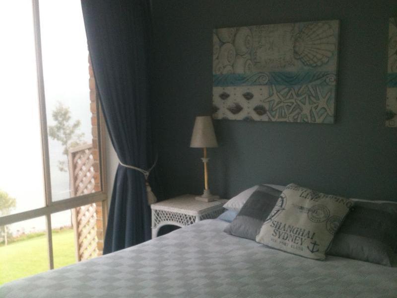 Bed & Breakfast Anne's Waterfront Haven 4*
